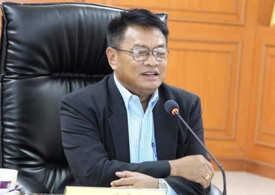 ศึกษาธิการจังหวัดกำแพงเพชร เป็นประธานการประชุมการขับเคลื่อนนโยบายการเพิ่มสัดส่วนผู้เรียนสายสามัญต่อสายอาชีพ (50 : 50)