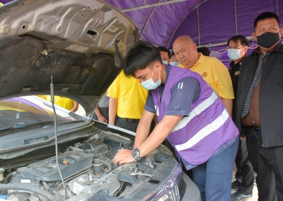ขนส่งจังหวัดกำแพงเพชร จัดกิจกรรม “ตรวจรถฟรี ขับขี่ปลอดภัย” ช่วงเทศกาลสงกรานต์ พ.ศ.2564