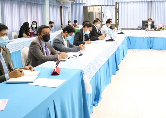 สพป.กำแพงเพชร เขต 1 อบรมพัฒนาสื่อส่งเสริมการเรียนรู้ เรื่อง ศีล 5 และสุจริต