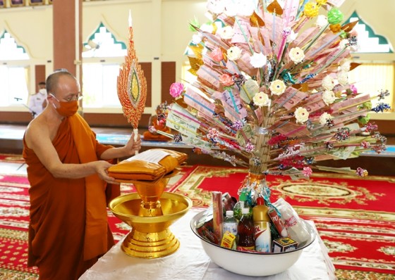 อำเภอคลองลาน จัดพิธีทอดผ้าป่าโครงการทุนเล่าเรียนหลวงสำหรับพระสงฆ์ไทย 