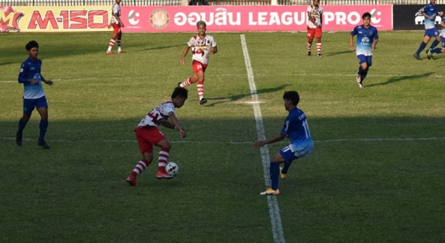 กำแพงเพชร เอฟซี เปิดสนามชากังราวพลาดท่าพ่ายสี่แคว เอฟซี 2-1