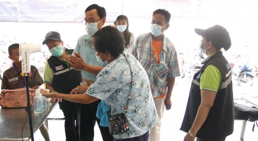 ตลาดสดเทศบาลตำบลพรานกระต่าย ยังเข้มมาตรการป้องกันโควิด-19 