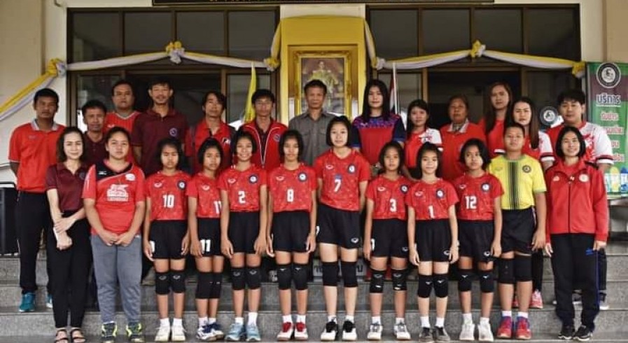 นักกีฬาวอลเลย์บอล รร. เทศบาลช่องลม เดินทางเข้าร่วมการแข่งขันวิทยุการบินฯ มินิวอลเลย์บอล ชิงถ้วยพระราชทานสมเด็จพระกนิษฐาธิราชเจ้า กรมสมเด็จพระเทพรัตนราชสุดาฯ สยามบรมราชกุมารี