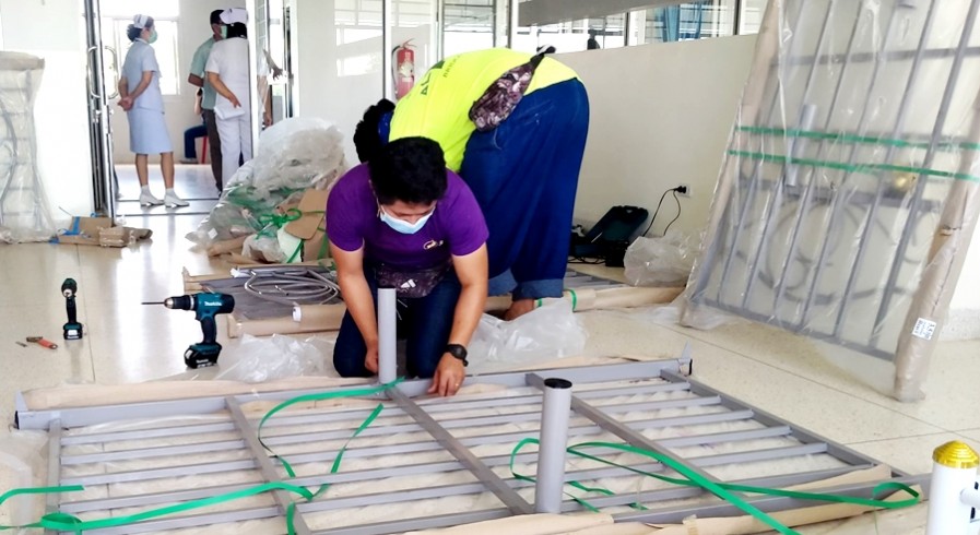 อำเภอพรานกระต่าย เร่งสร้างโรงพยาบาลสนาม รองรับผู้ป่วยโควิด-19